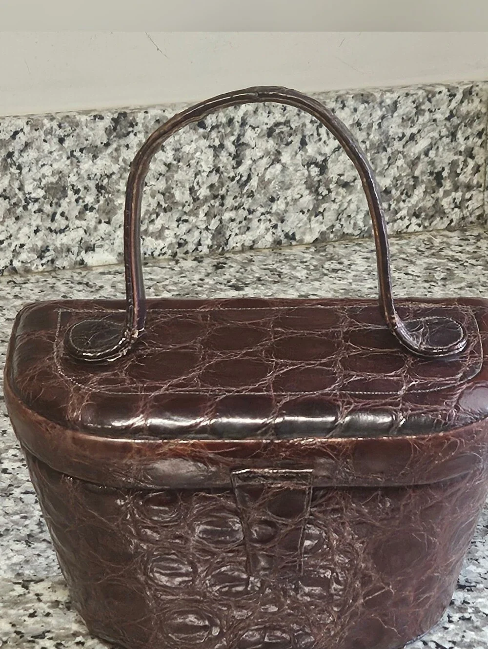 Vintage 1950s Palizzio Brown Genuine Crocodile Alligator Box Purse Handbag